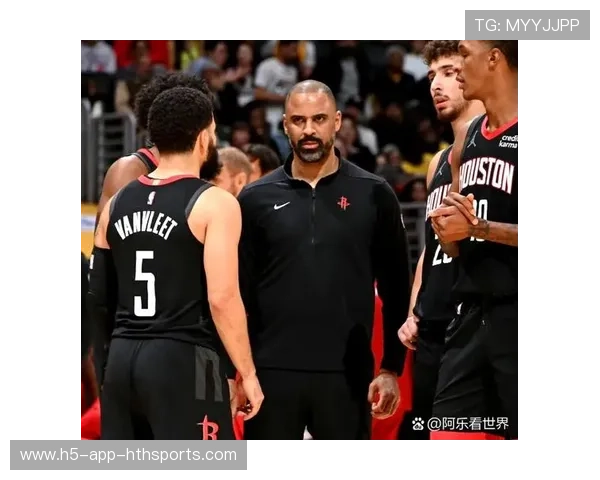 四连胜！火箭110‑102擒独行侠，一战揭示两大事实：无杜兰特也能赢，探花谢泼德成最大隐患