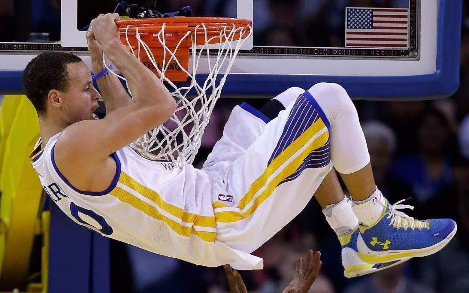 世界篮球联赛新秀培养计划获赞助支持，nba培养新秀的球队